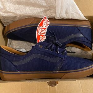 Men’s Vans Gumsole Navy size 12